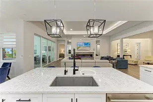 990 Seascape Pl, Sarasota, FL 34240 - Photo 24