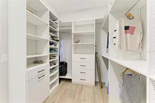 990 Seascape Pl, Sarasota, FL 34240 - Photo 38