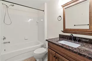 8911 Manor Loop, Lakewood Ranch, FL 34202 - Photo 44