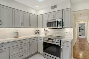 1922 Harbourside Dr, Longboat Key, FL 34228 - Photo 20