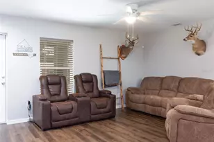 1833 SE Tangelo Dr, Arcadia, FL 34266 - Photo 6