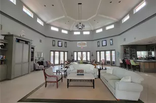 1130 Villagio Cir, Sarasota, FL 34237 - Photo 44