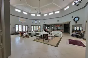 1130 Villagio Cir, Sarasota, FL 34237 - Photo 46