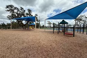 302 Colonia Ln E, Nokomis, FL 34275 - Photo 16