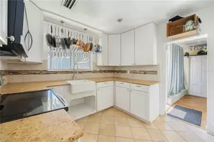 2507 Riverview Blvd, Bradenton, FL 34205 - Photo 6