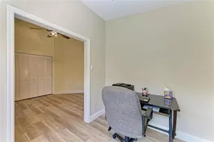 7865 Pine Trace Dr, Sarasota, FL 34243 - Photo 38