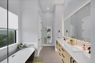 2222 Webber St, Sarasota, FL 34239 - Photo 24