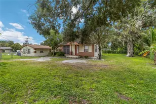 902 27th St E, Bradenton, FL 34208 - Photo 10