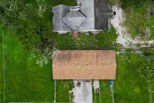 902 27th St E, Bradenton, FL 34208 - Photo 18