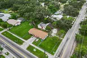 902 27th St E, Bradenton, FL 34208 - Photo 14