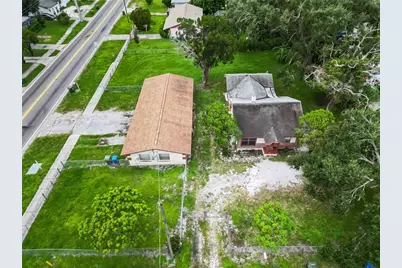 902 27th Street E, Bradenton, FL 34208 - Photo 16