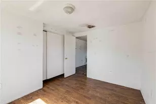 902 27th St E, Bradenton, FL 34208 - Photo 8