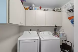 4424 Meadow Creek Cir, Sarasota, FL 34233 - Photo 18