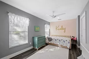 3376 S Seclusion Dr, Sarasota, FL 34239 - Photo 16