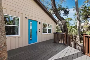 3376 S Seclusion Dr, Sarasota, FL 34239 - Photo 6