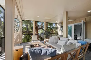 3376 S Seclusion Dr, Sarasota, FL 34239 - Photo 36