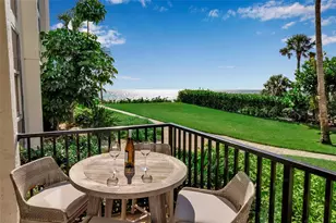 1701 Gulf of Mexico Dr, Longboat Key, FL 34228 - Photo 8