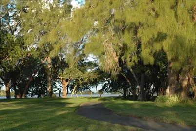 4765 Independence Drive, Bradenton, FL 34210 - Photo 6