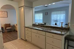 2424 51st St, Sarasota, FL 34234 - Photo 4