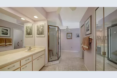 4390 Woodview Drive, Sarasota, FL 34232 - Photo 24