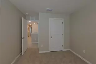 10734 Hidden Banks Gln, Parrish, FL 34219 - Photo 16