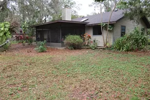 10861 Forest Run Dr, Bradenton, FL 34209 - Photo 4