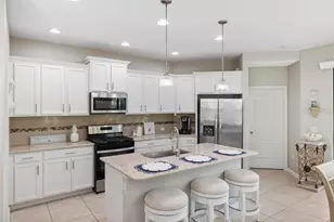 221 Marcheno Wy, Nokomis, FL 34275 - Photo 4