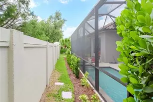 1069 River Wind Cir, Bradenton, FL 34212 - Photo 34