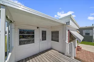 17 Flores Dr, Palmetto, FL 34221 - Photo 20