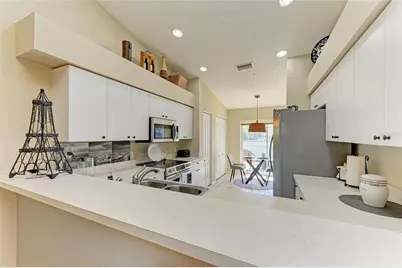 9470 High Gate Drive #2222, Sarasota, FL 34238 - Photo 12