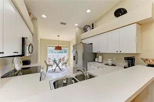 9470 High Gate Dr, Sarasota, FL 34238 - Photo 10