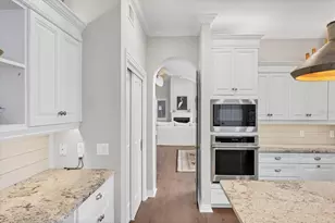 7728 Club Ln, Sarasota, FL 34238 - Photo 16