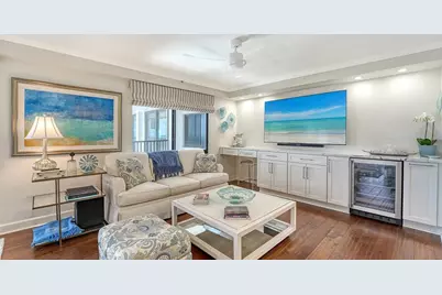 1100 Benjamin Franklin Drive #604, Sarasota, FL 34236 - Photo 4