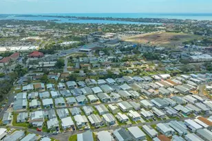 85 Southwinds Dr, Sarasota, FL 34231 - Photo 4