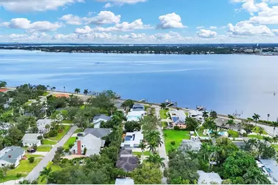 202 22nd Street W, Bradenton, FL 34205 - Photo 8