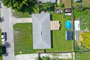 1104 Fruitland Ave, Bradenton, FL 34207 - Photo 16