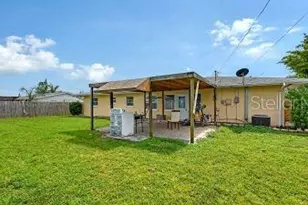 1104 Fruitland Ave, Bradenton, FL 34207 - Photo 16