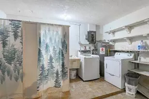 1104 Fruitland Ave, Bradenton, FL 34207 - Photo 12