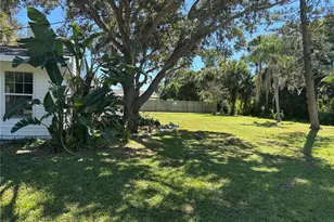 2906 Arlington St, Sarasota, FL 34239 - Photo 4