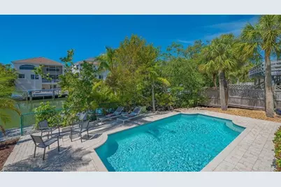 4922 Commonwealth Drive, Sarasota, FL 34242 - Photo 34