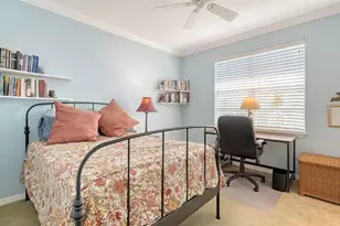 4922 Commonwealth Dr, Sarasota, FL 34242 - Photo 32