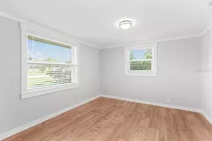 311 Dorchester Dr, Venice, FL 34293 - Photo 16