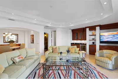 464 Golden Gate Point #403, Sarasota, FL 34236 - Photo 16