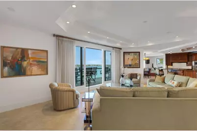 464 Golden Gate Point #403, Sarasota, FL 34236 - Photo 14