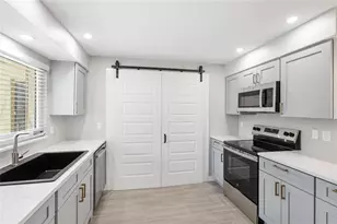 4444 Narraganset Trail, Sarasota, FL 34233 - Photo 4