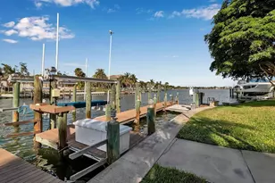 749 Freeling Dr, Sarasota, FL 34242 - Photo 56