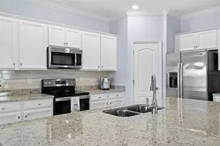 24141 Spartina Dr, Venice, FL 34293 - Photo 10