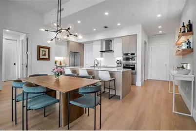 301 Quay Commons #503, Sarasota, FL 34236 - Photo 6