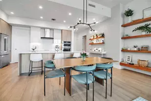 301 Quay Commons, Sarasota, FL 34236 - Photo 10