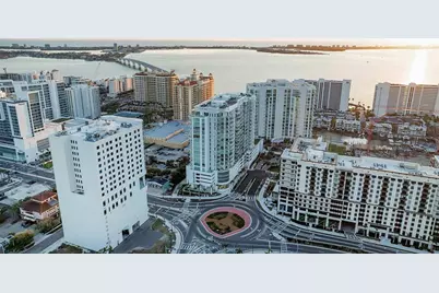 301 Quay Commons #503, Sarasota, FL 34236 - Photo 2